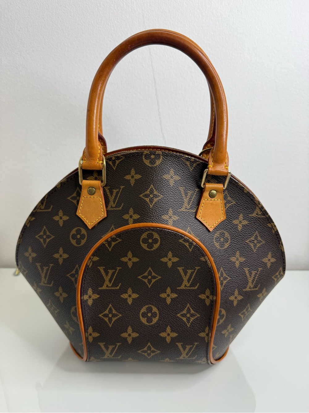 Louis Vuitton Vintage Monogram Ellipse PM - Picture 4 of 14